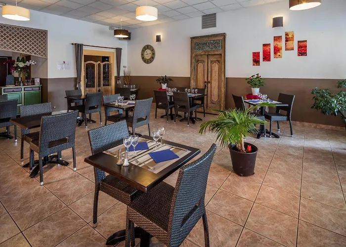 Hotel Noemys - Ex Mona Lisa Royal Aigues-Mortes