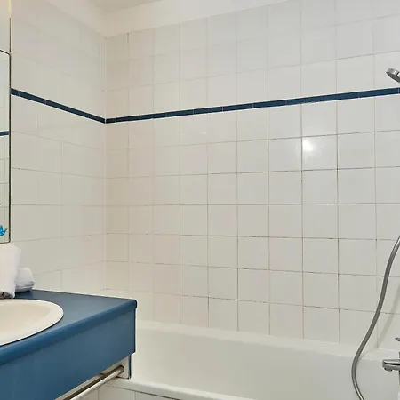 Hotel Artemia - Avec Piscine 2*