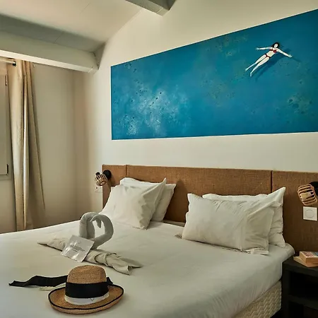 Hotel Artemia - Avec Piscine 2*