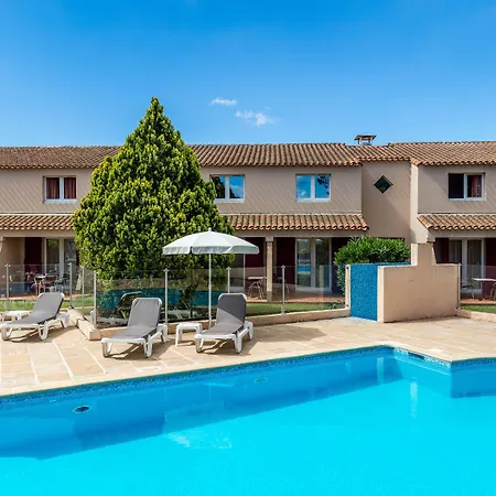 Artemia - Avec Piscine - Bornes électriques - Parking Privé - Local Vélo-moto Hotel