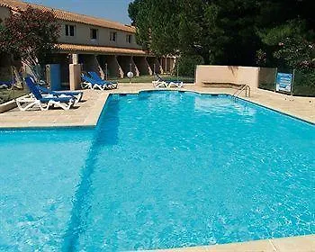 Artemia - Avec Piscine - Bornes électriques - Parking Privé - Local Vélo-moto Hotel
