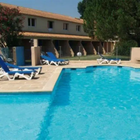 Artemia - Avec Piscine - Bornes électriques - Parking Privé - Local Vélo-moto 3*