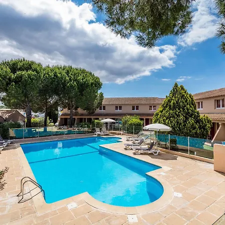 Artemia - Avec Piscine Hotel 2*